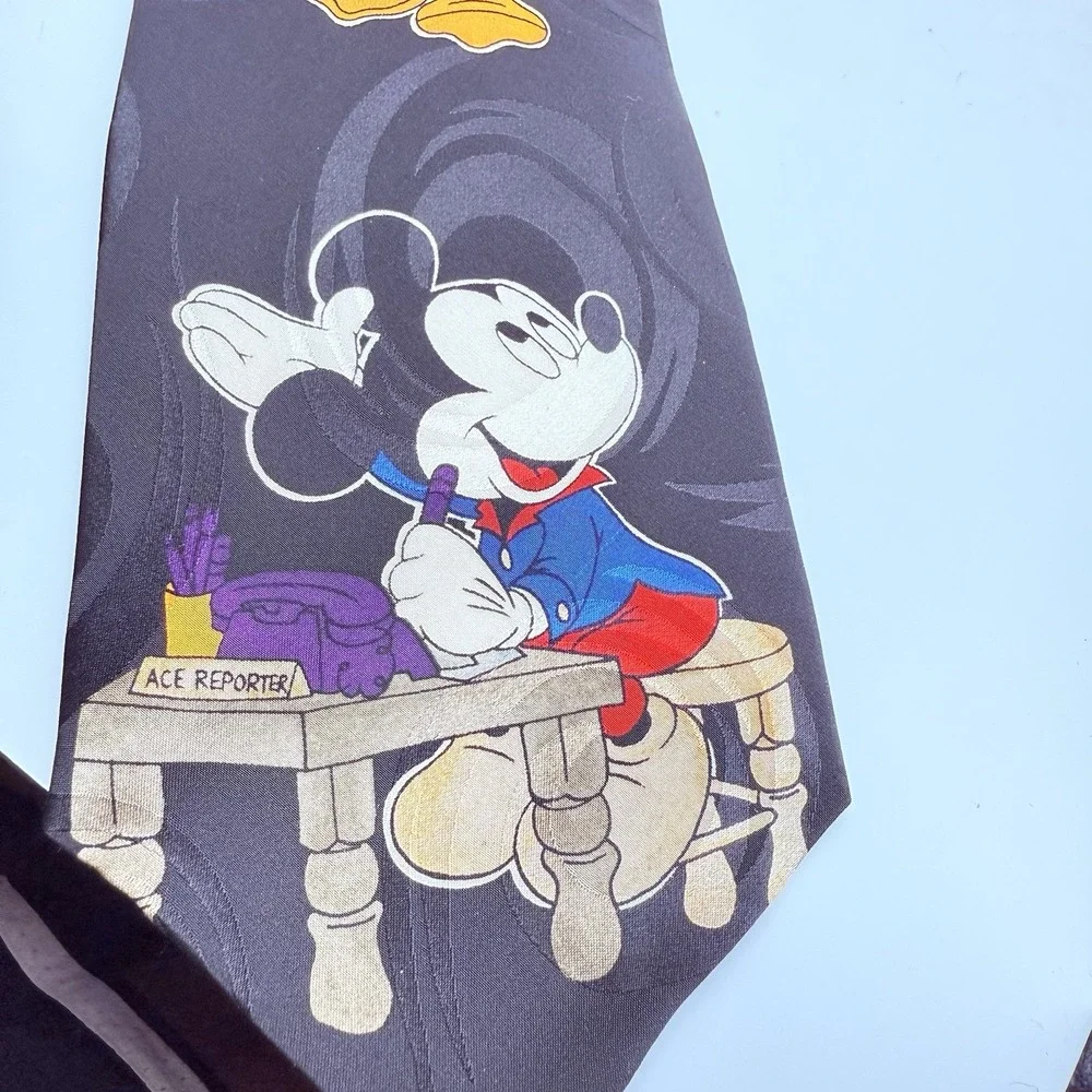 Mickey Unlimited Ace Reporter Character Print Men's Necktie Tie Vintage